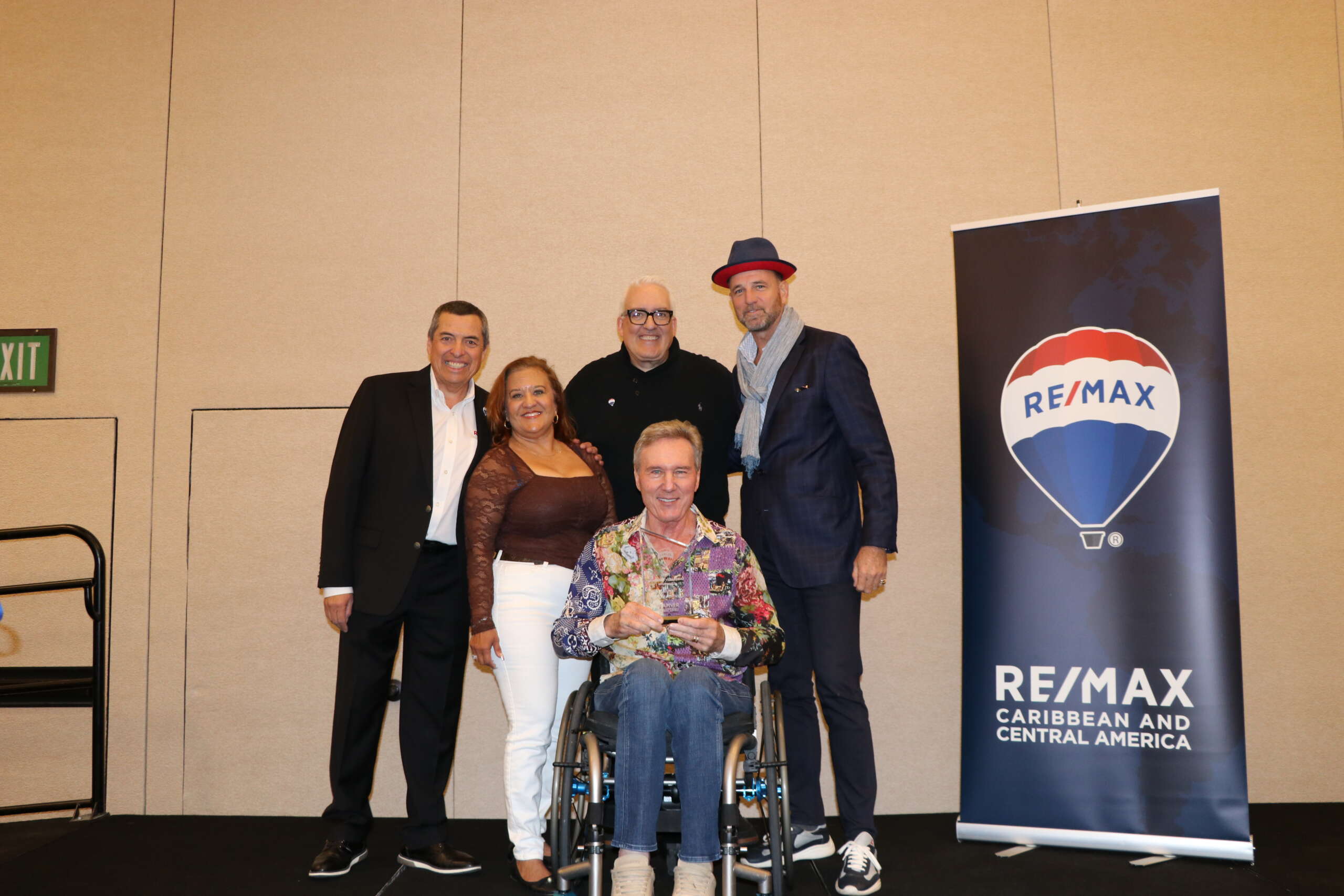 RE/MAX Cayman Islands Honoured With Community Service Award