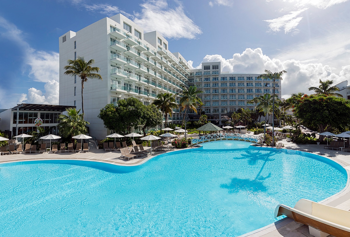 This St Maarten All-Inclusive Just Opened a New Eatery 