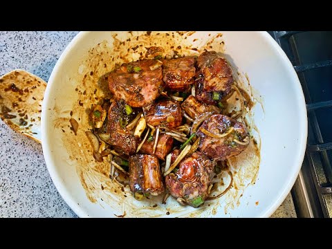 How To Season Oxtail For Making Brown Stew | CaribbeanPot.com