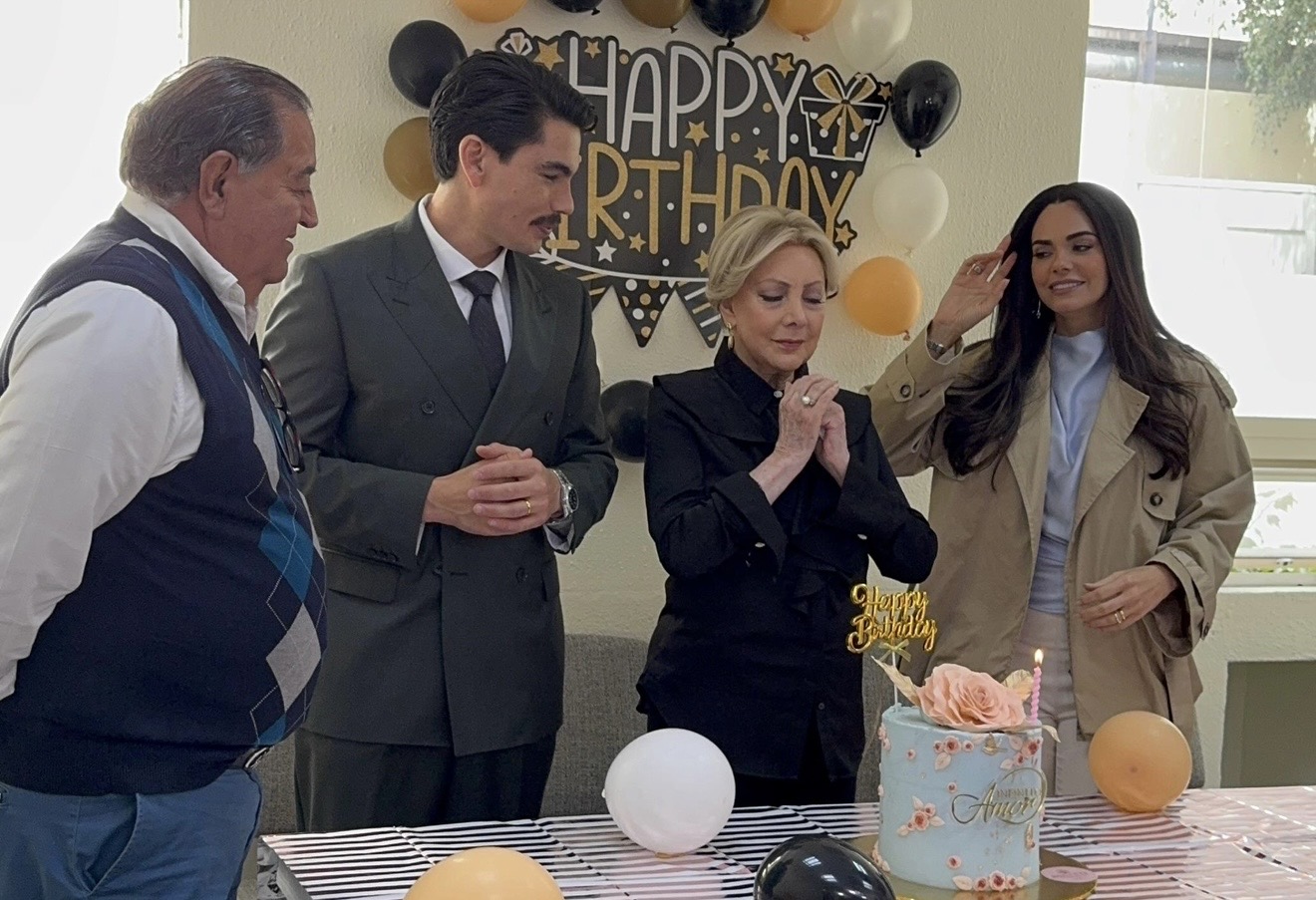 &iexcl;Fiesta en el set! Jacqueline Andere celebra su cumplea&ntilde;os junto a los protagonistas de &ldquo;Infinito amor&rdquo;