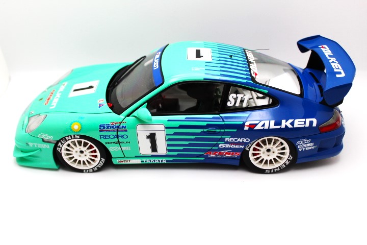 Porsche 911 (996) GT3 Super Taikyu 2005 1/18 Scale by AUTOart
