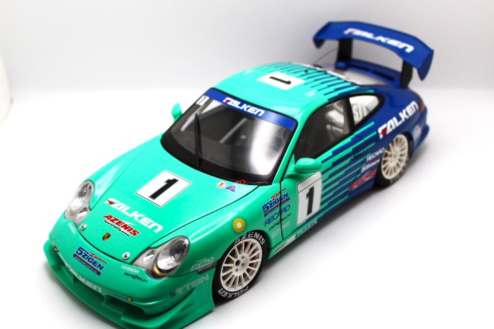 Porsche 911 (996) GT3 Super Taikyu 2005 1/18 Scale by AUTOart