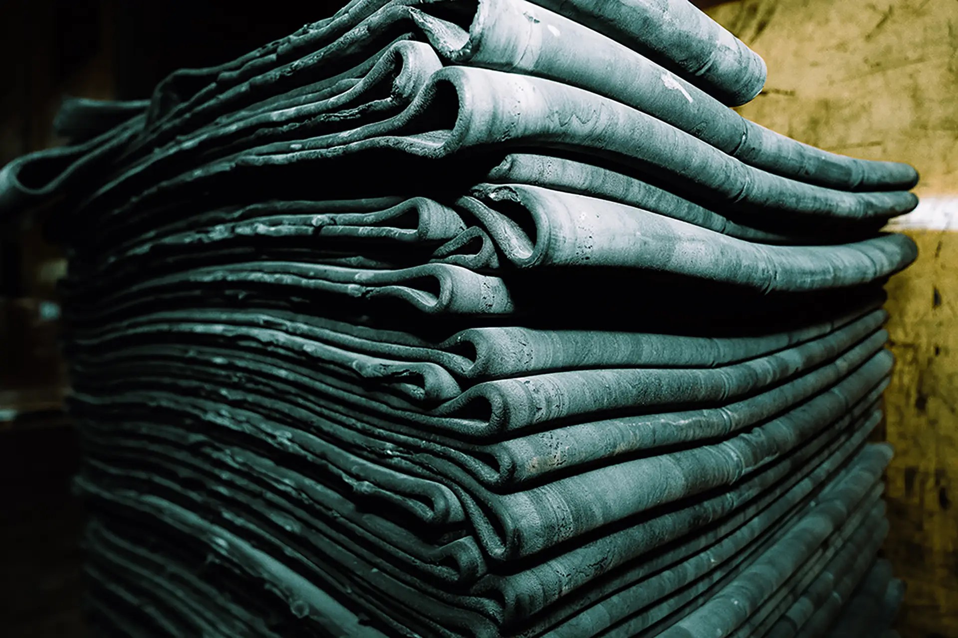 Impacted Industries: How Recycled Unvulcanized Rubber Supports Performance Across Manufacturing