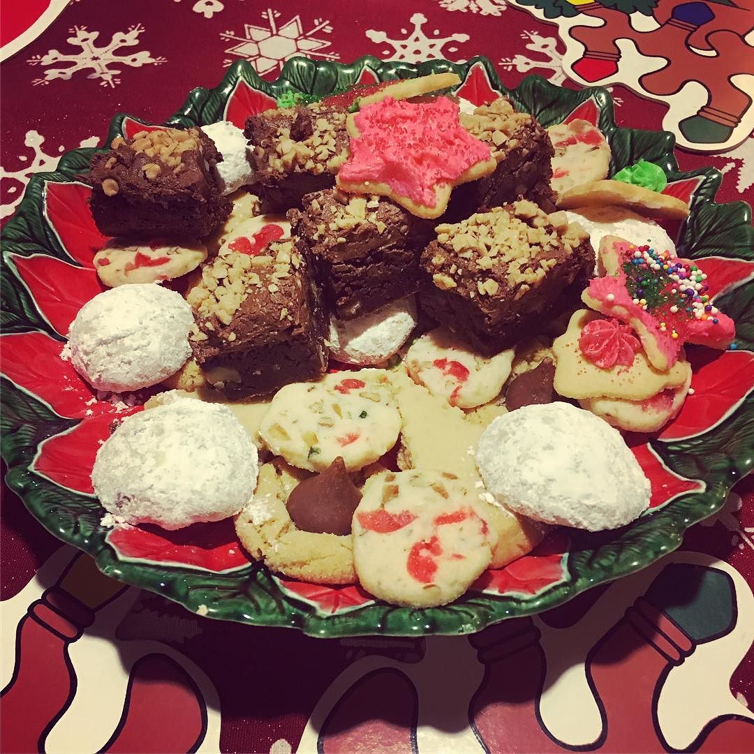 Coooooookieeeessss om nom nom