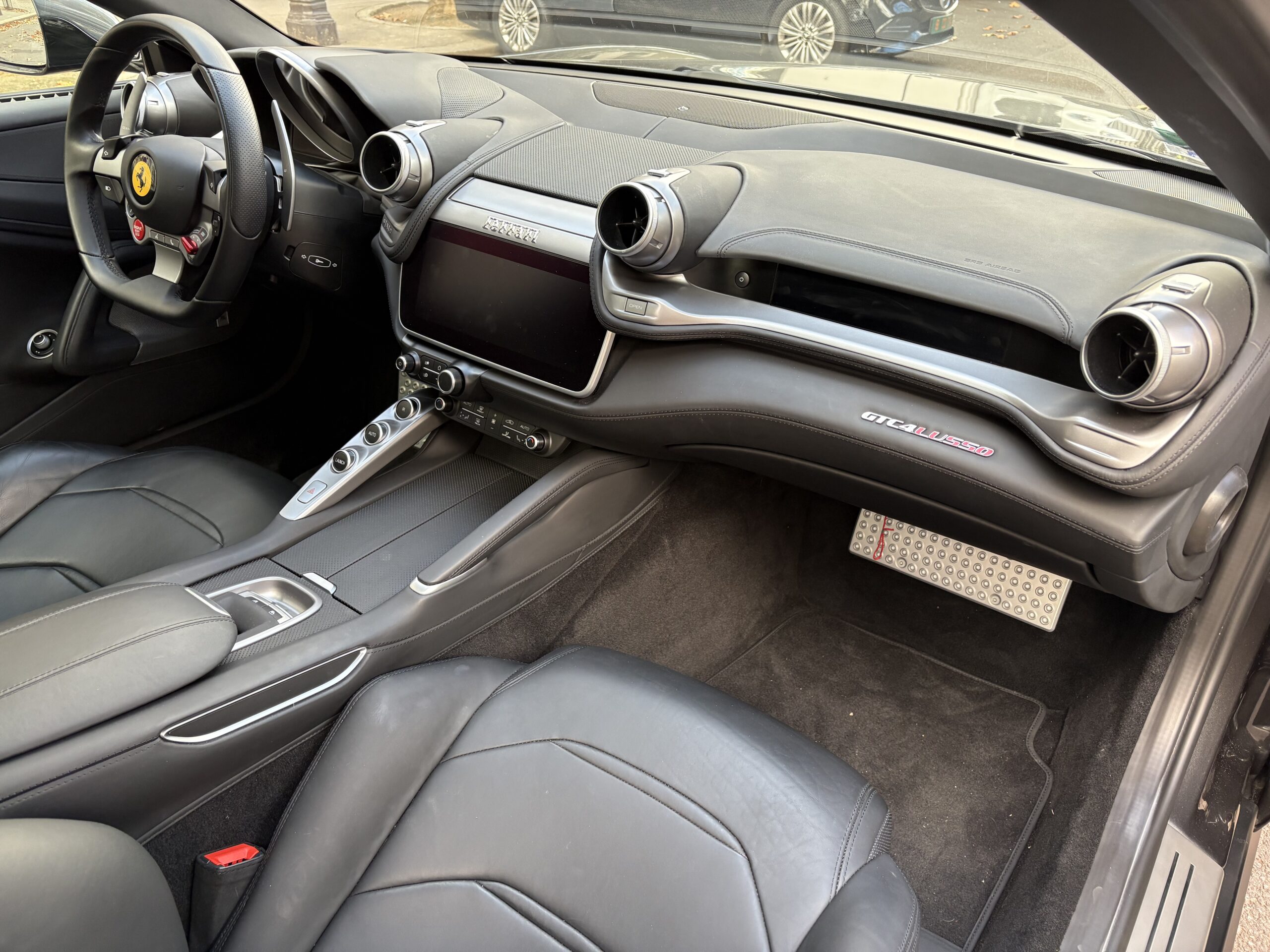 ferrari gtc4 lusso v12