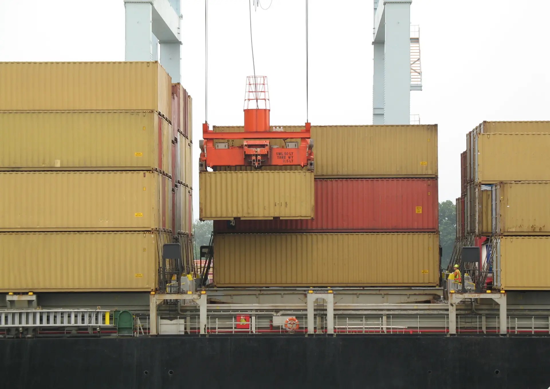 Carryint Full container Load Services from UAE