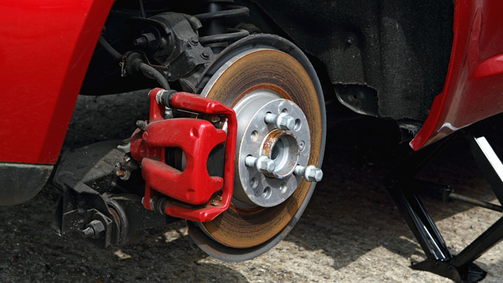 4 causas de ruido y vibración de sus neumáticos o ruedas