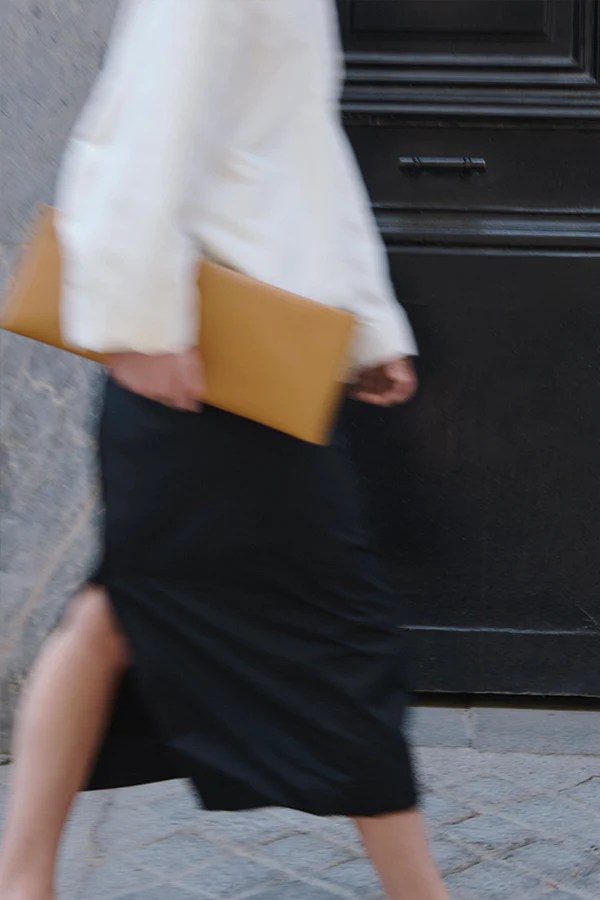 Carven Official Website - Gradient Wallpapers - Classic 4K Collection