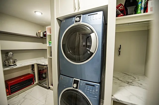 Bedford Condo Laundry Room & Foyer Remodel!