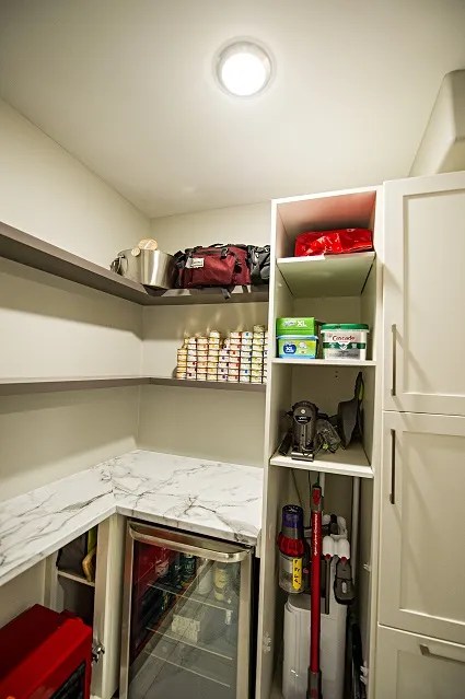 Bedford Condo Laundry Room & Foyer Remodel!