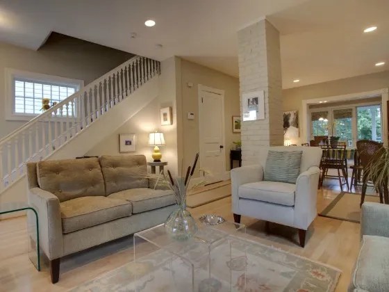 The Complete Homeowner’s Guide to Custom Home Remodeling 2 The Complete Homeowner’s Guide to Custom Home Remodeling