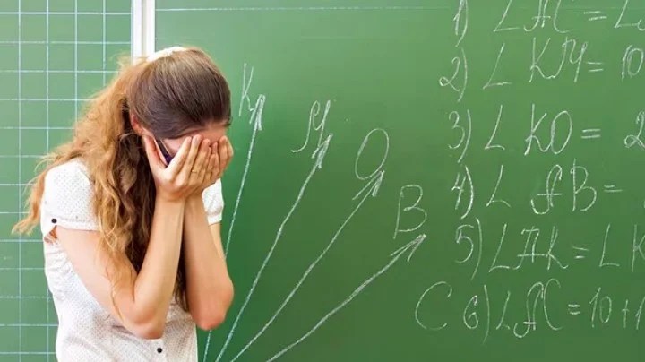 bournout professores 14082025