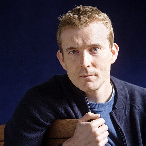 David Mitchell kedvencei: Borisz Davidovics síremléke (Danilo Kis), A felszín alatt (Michel Faber), A világ nélkülünk (Alan Weisman)