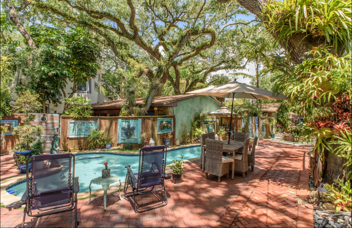 Coconut Grove 2 Bungalows