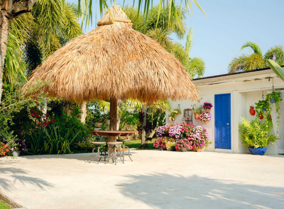 Huge Land Lagoon Cottage