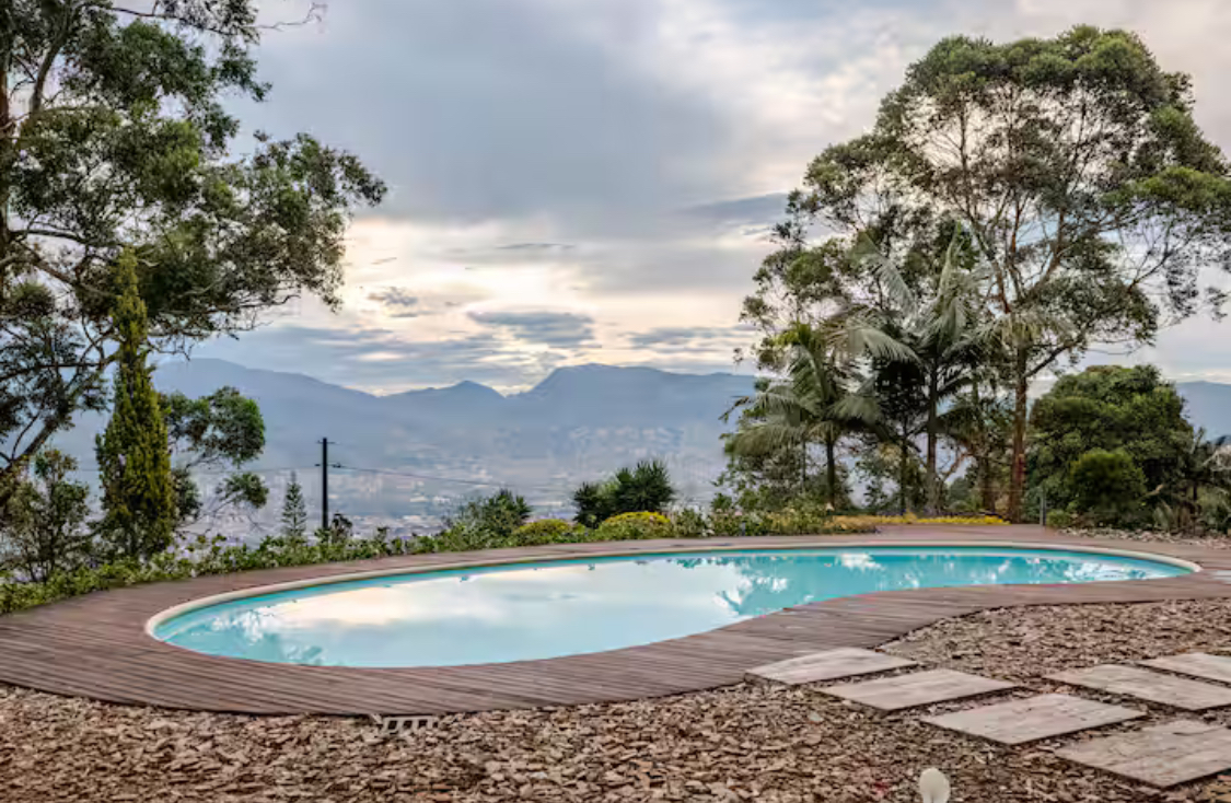 Medellín City View Home
