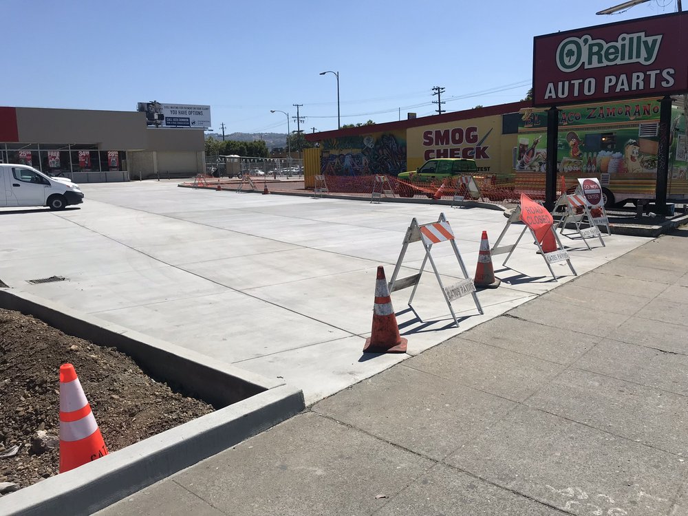 asphalt vs concrete parking lots