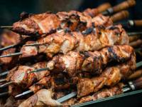 Souvlaki di pollo al limone