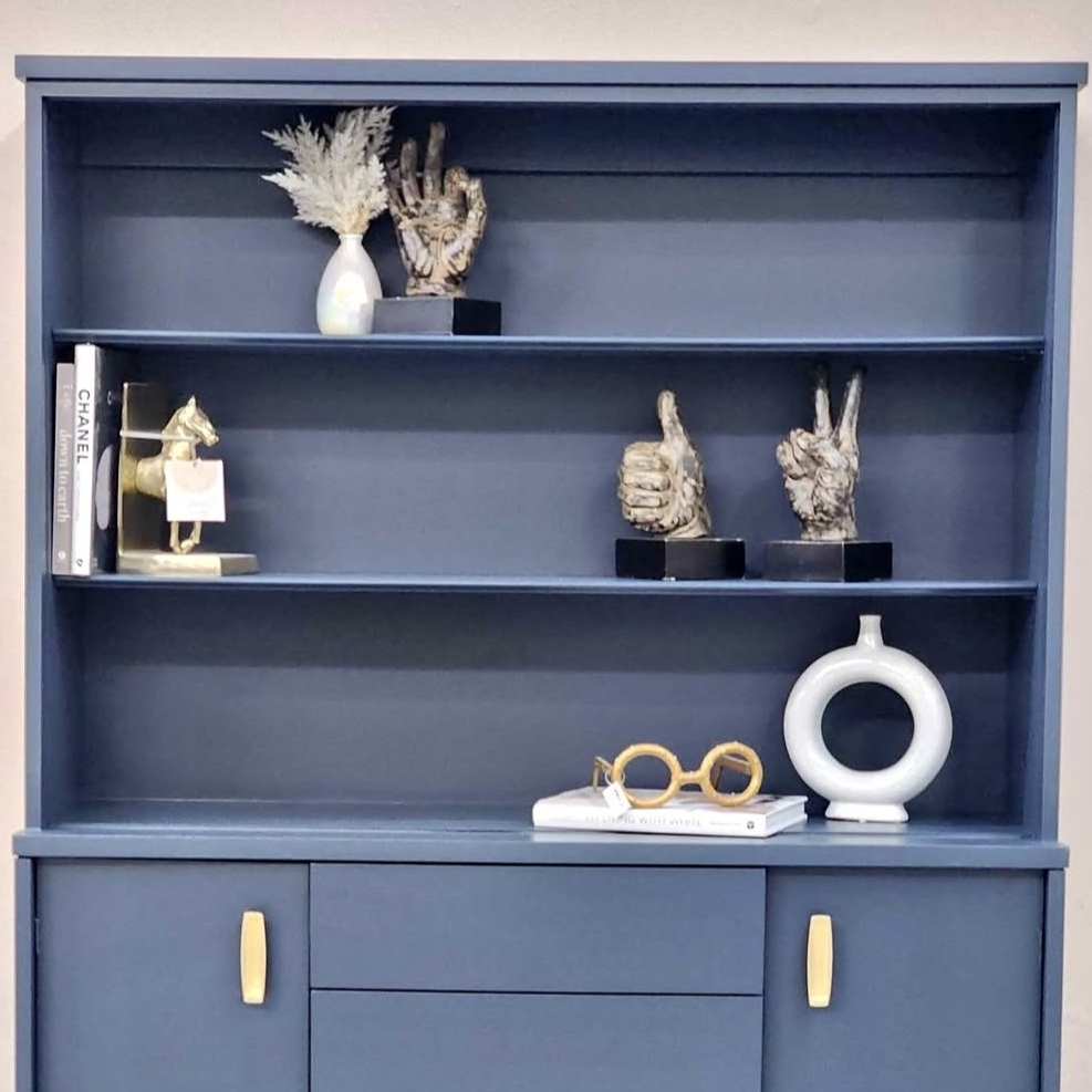 Inkwell MCM Bookshelf