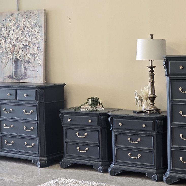 Inkwell Bedroom Set