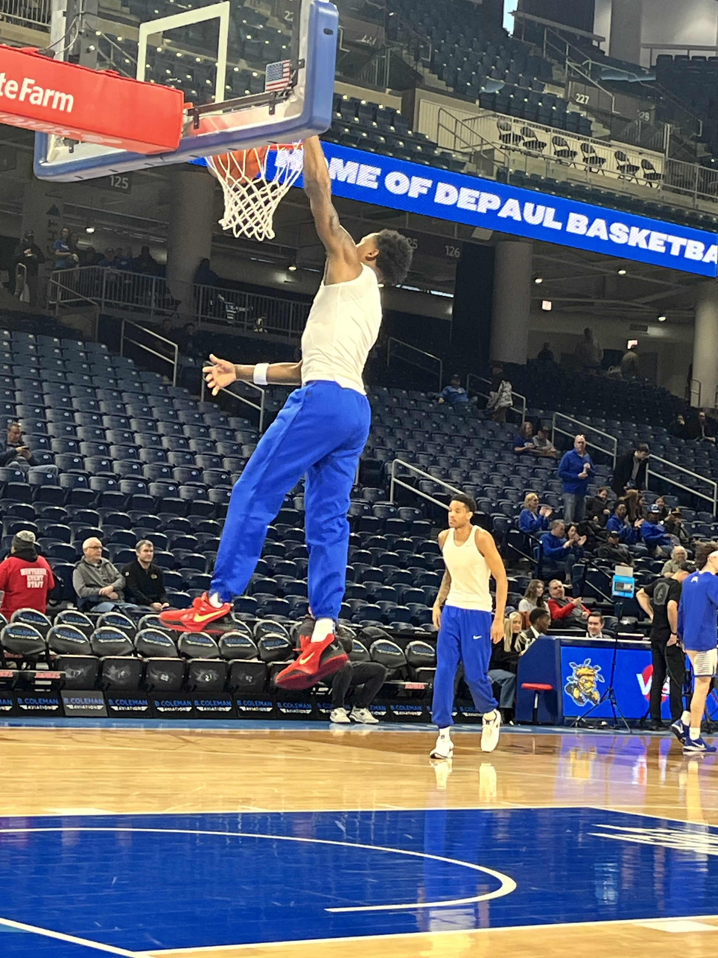 DePaul basketball player Layden Blocker warmup dunk