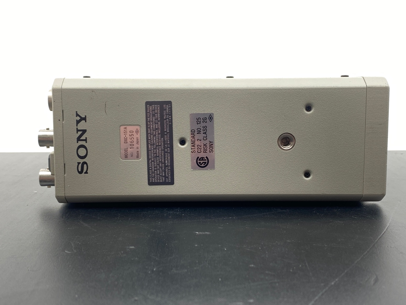 Sony DXC-151A CCD-RIS/RGB Color Video Camera Hyper HAD