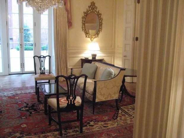 Sunday morning full episode 10/31. President's guesthouse: An exclusive look inside Blair
