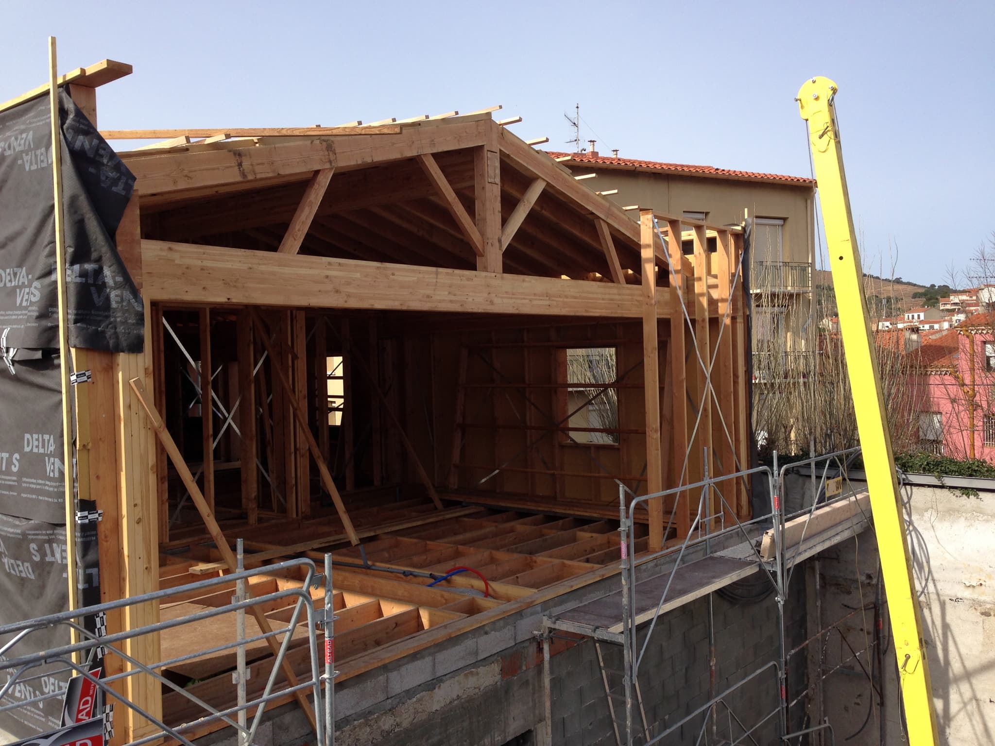 Ferme levée et assemblée sur place