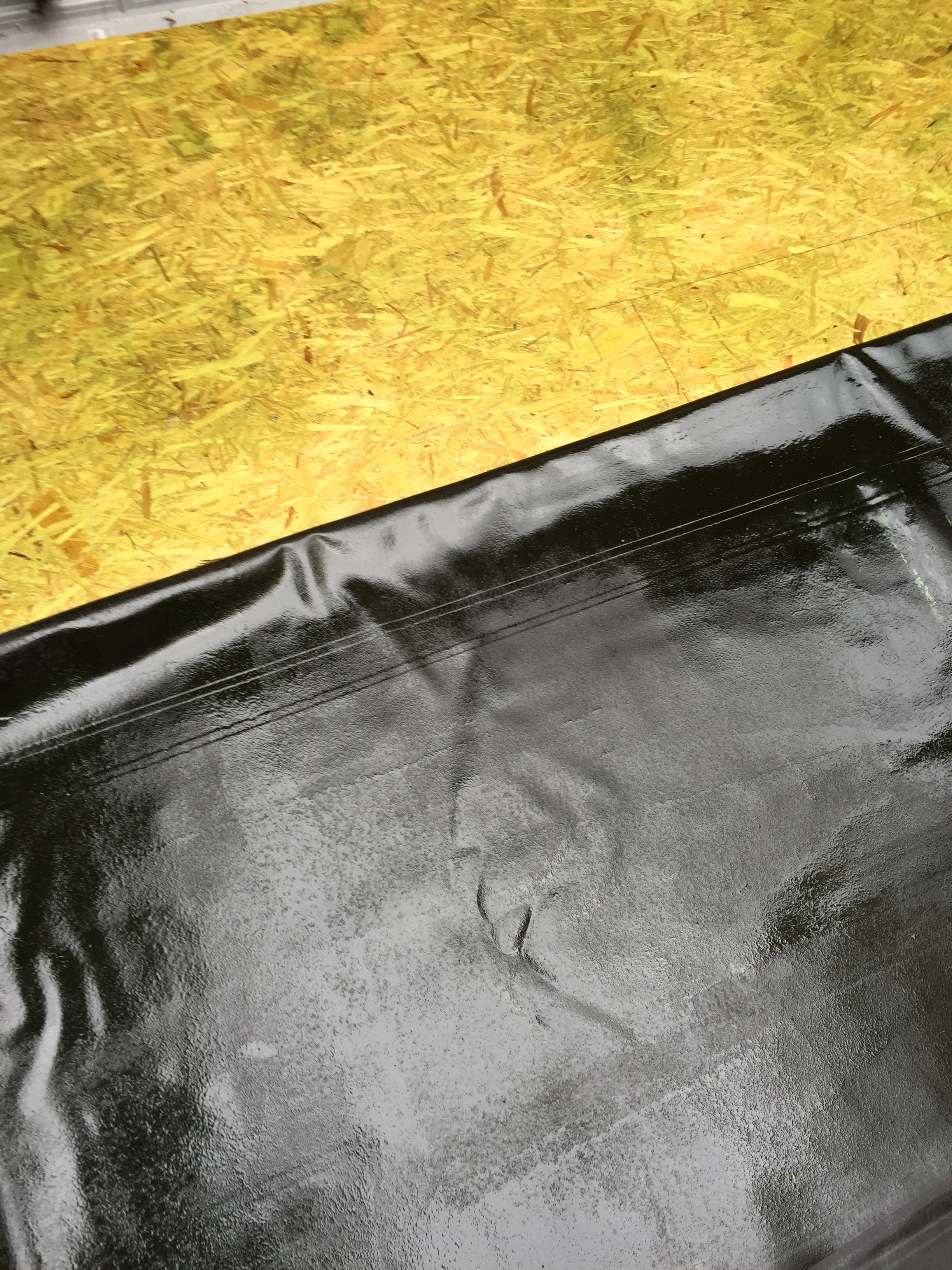 collage sur dalle bois