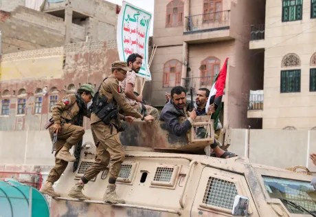 قوة الرضوان.. ذراع حزب الله المكلف بتدريب الحوثيين