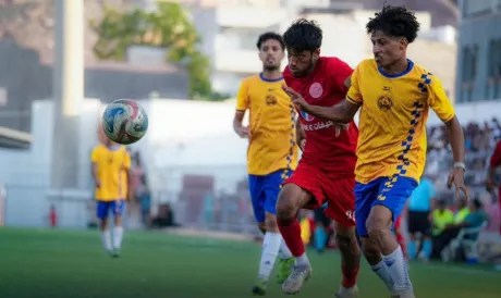 الشعلة يحسم وصافة دوري عدن الممتاز بتخطيه التلال بثنائية نظيفة