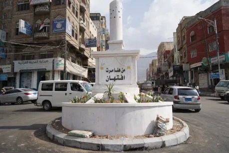 مجسم إسمنتي وعدالة مؤجلة.. قضية إفتهان المشهري في دهاليز المماطلة