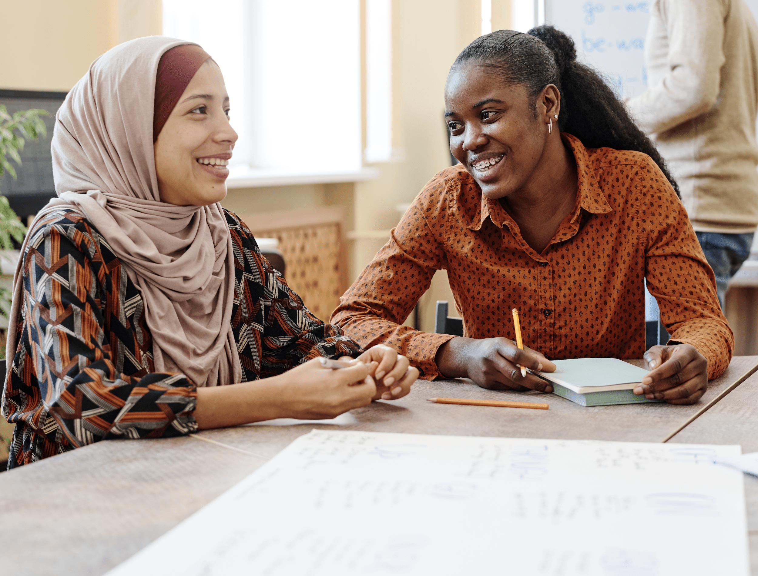 Faq Constructive Dialogue Institute - Download Classic Minimal Pattern | Mobile