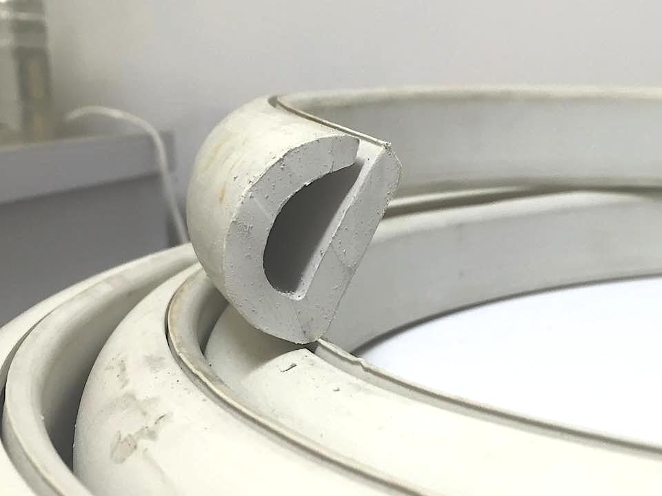 Rubber floor mats used in automobiles help protect your interior carpeting from salt, mud, tar and other outdoor contaminants. CDJ Rubber Products | Gunnel/Gunwale Rubber for Boats