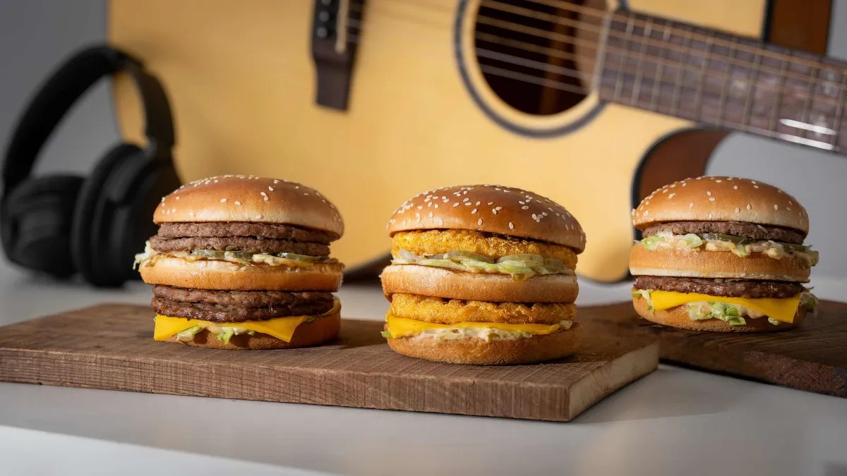 十五層無敵大麥克搭配麥脆雞腿與大薯的棒球戰勝套餐