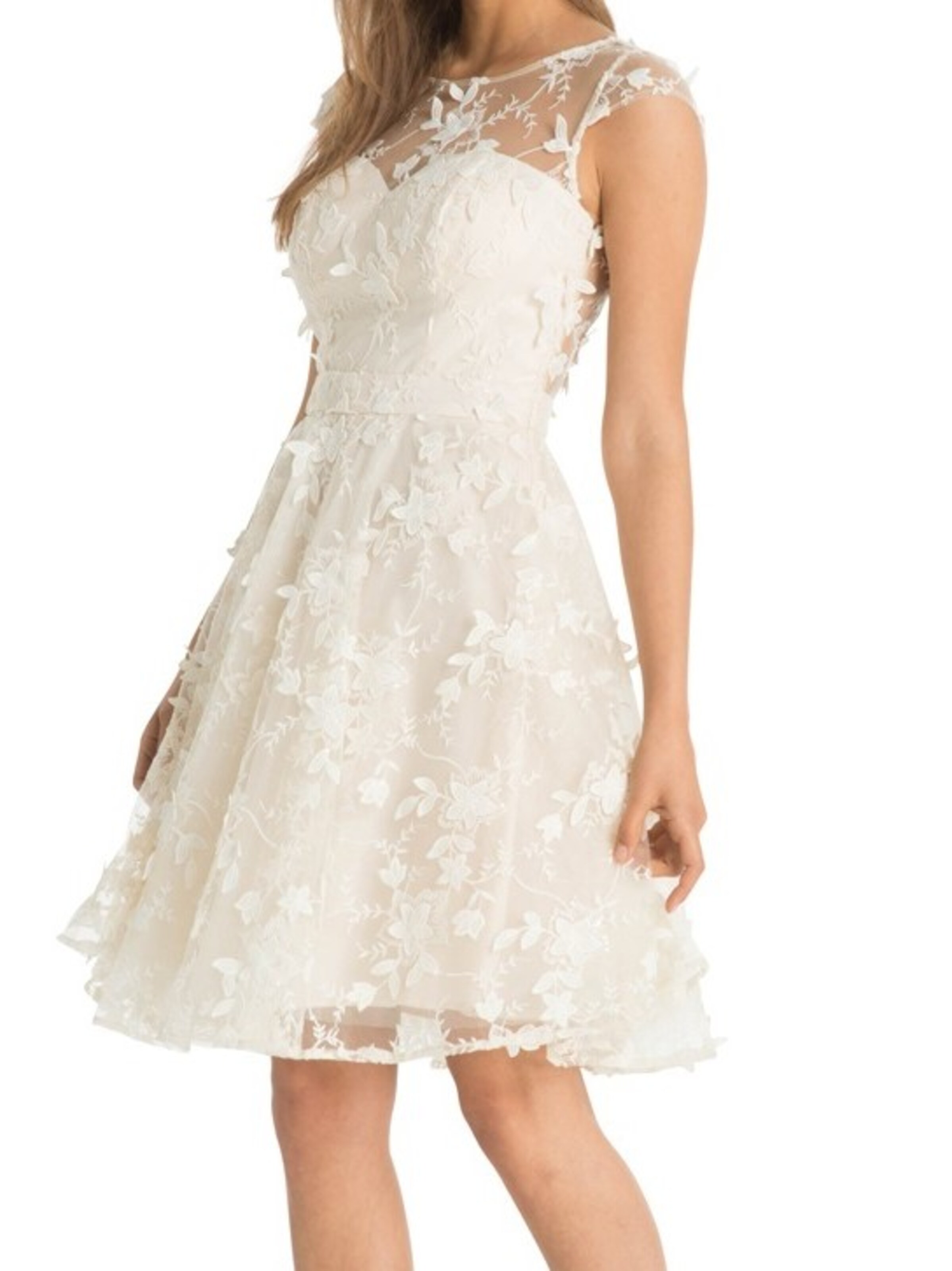 Chi Chi London Cocktailkleid In Weiss About You