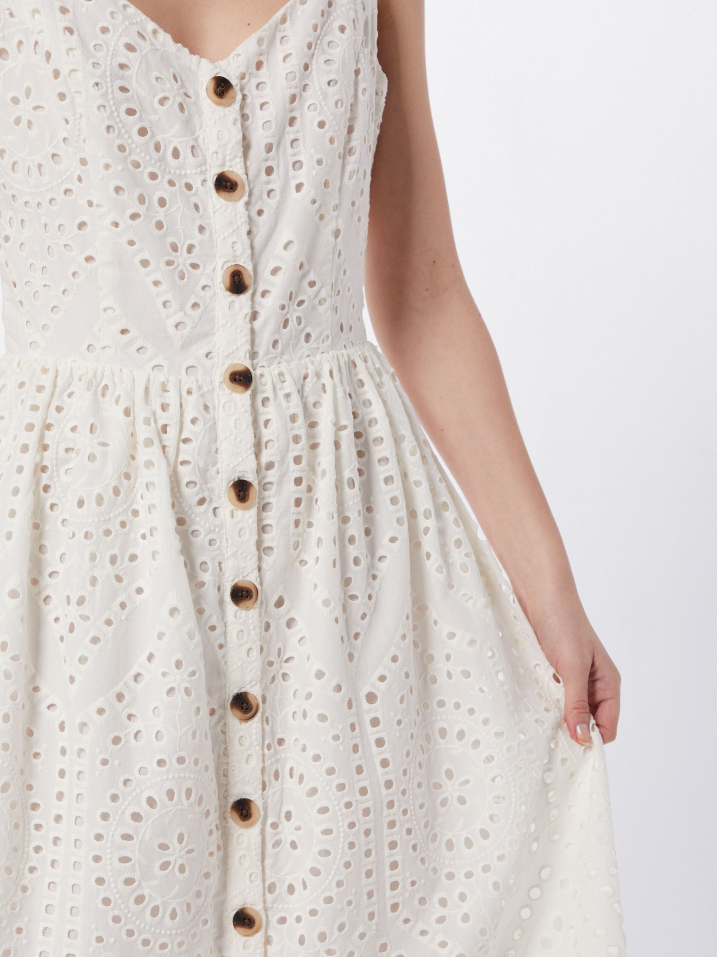 Vila Dress In White About You