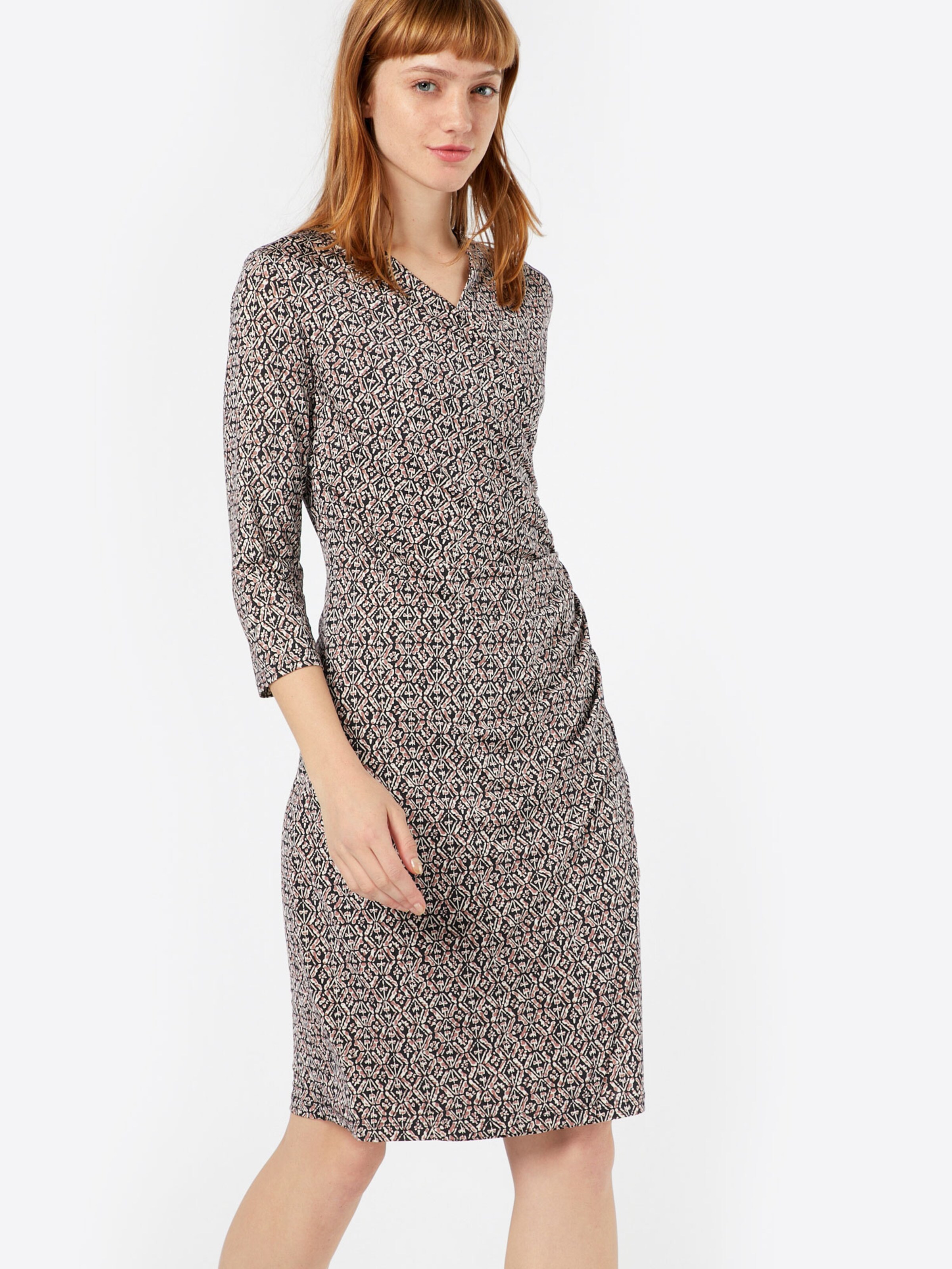 Cartoon Kleid In Wickeloptik In Hellgrau Feuerrot Schwarz About You