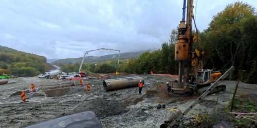 Cum este construit Tunelul Poiana, cel mai lung tunel de pe Autostrada A1 Sibiu - Pitești. Va avea galerii de 1,7 kilometri