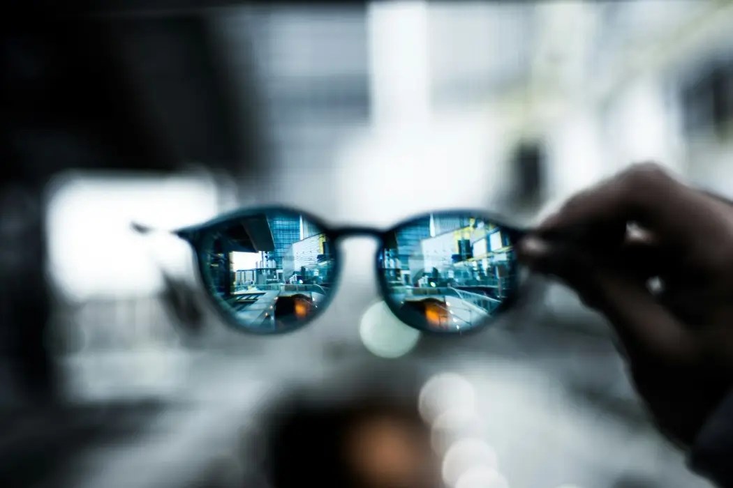 Protect Your Privacy: How to Detect Smart Glasses with an App (2026)