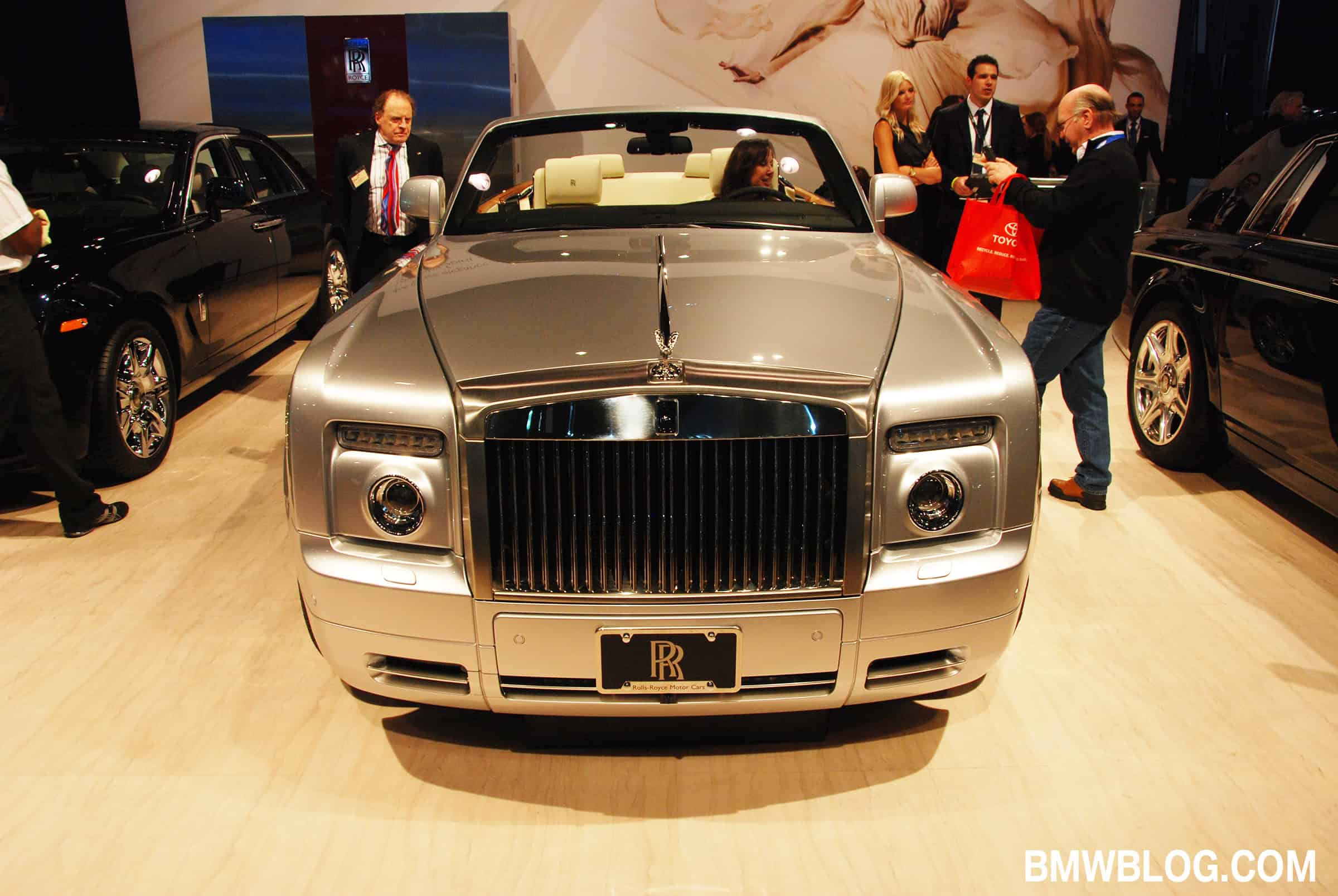 Nyias 2011 Rolls Royce Phantom Spirit Of Ecstasy Edition