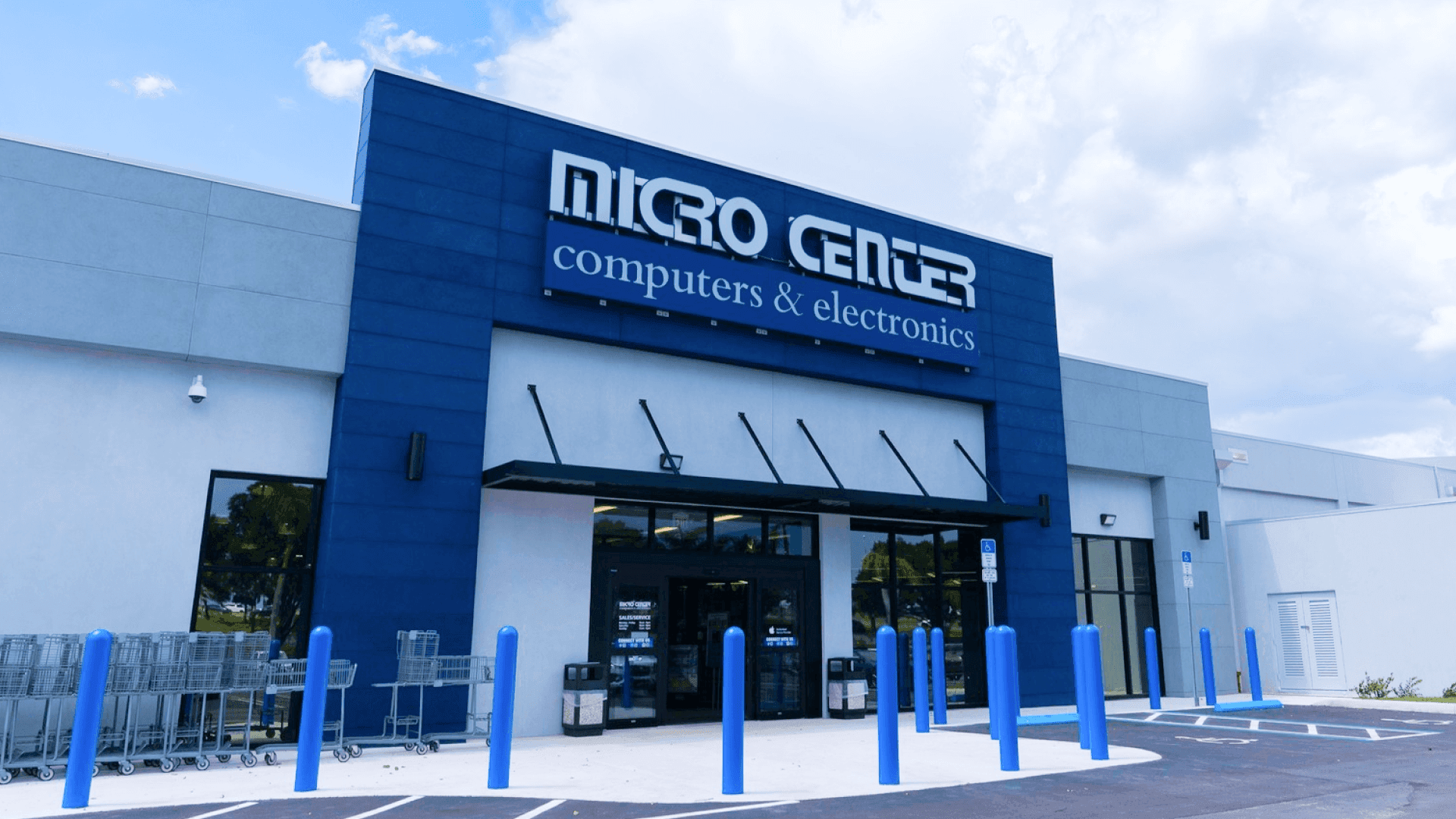 UniFi Case Studies Micro Center Micro Center Thumb 91f690b259 