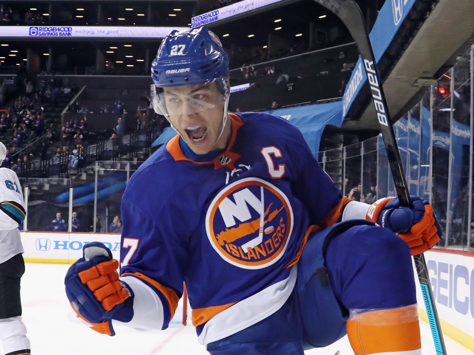 Milwaukee Brewers Jersey History - New York Islanders Anders Lee Looking Like a Permanent Fixture