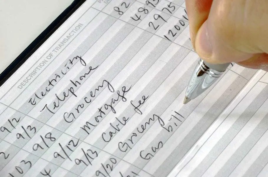 The apple card credit card was introduced in august 2019. 6 Free Online Checking Accounts: No Opening Deposit Required