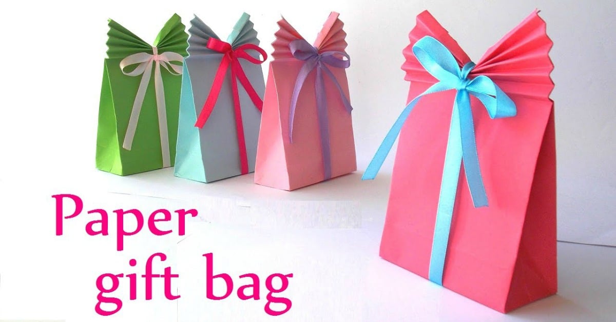 That S A Wrap How To Make Your Own Gift Bag It S So Easy Diy Crafts