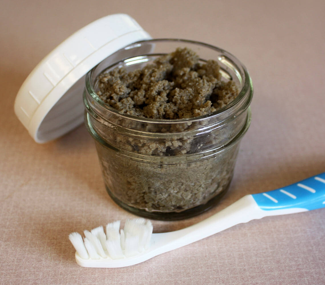 Homemade toothpaste