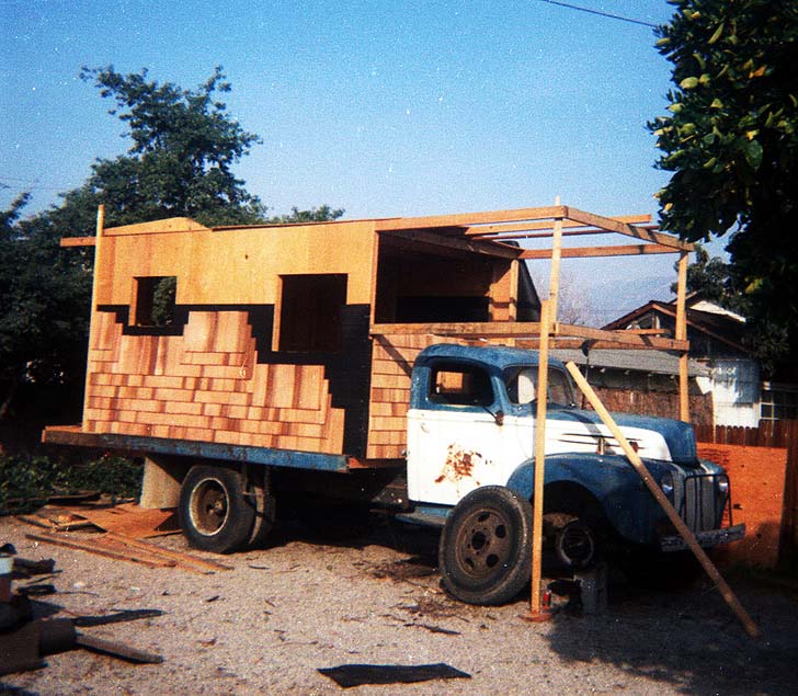 On-Wheels Is The New Off-Grid - A Guide To Tiny Houses ...
