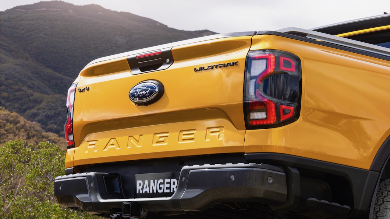 ford ranger global 2023 next gen wildtrak tailgate