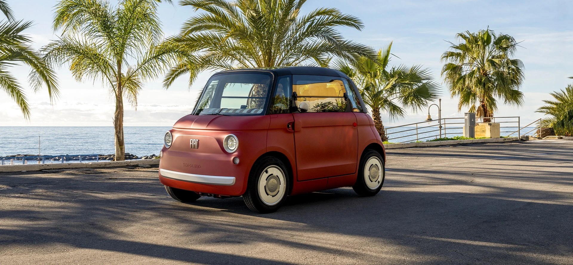Fiat spouští v Česku prodej svého miniaturního elektromobilu. Dá se nabíjet přes klasickou zásuvku