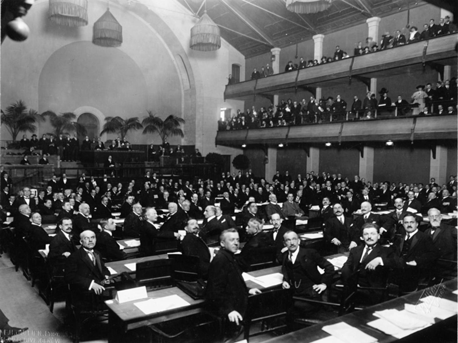 Основним засобом для вирішення цього завдання стала створена в 1919 р ліга націй. ÐŸÑ€ÐµÐ·ÐµÐ½Ñ‚Ð°Ñ†Ñ–Ñ Ð½Ð° Ñ‚ÐµÐ¼Ñƒ Ð›Ñ–Ð³Ð° ÐÐ°Ñ†Ñ–Ð¹